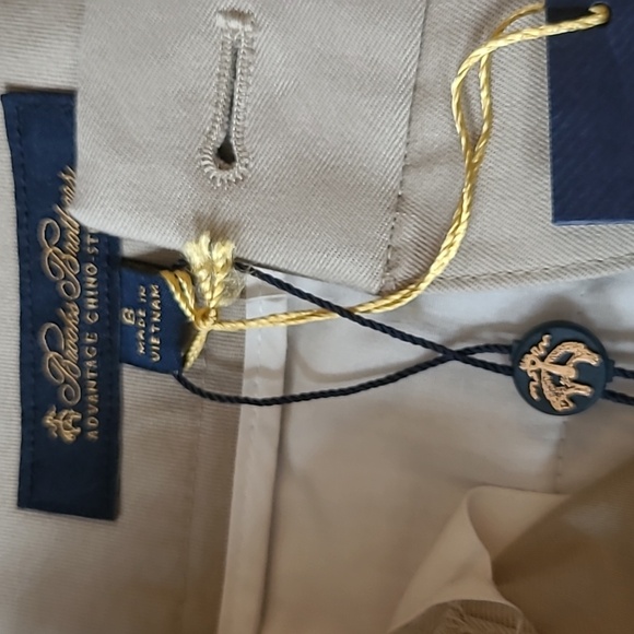 New with tags Brooks Brothers pants.  Size 6 - Picture 3 of 10